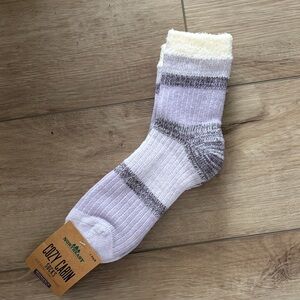 Cozy Cabin Socks - Cream and Purple